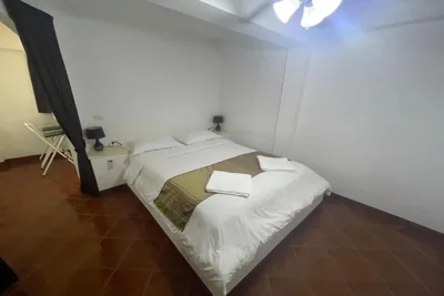 Apartment mit einem Schlafzimmer und teilweisem Meerblick — Swiss Villas Panoramic - Hillside Beach View